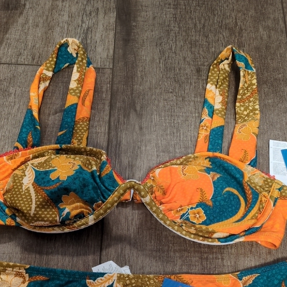 Cupshe Vibrant Orange and Blue Bikini Set - Picture 6 of 8